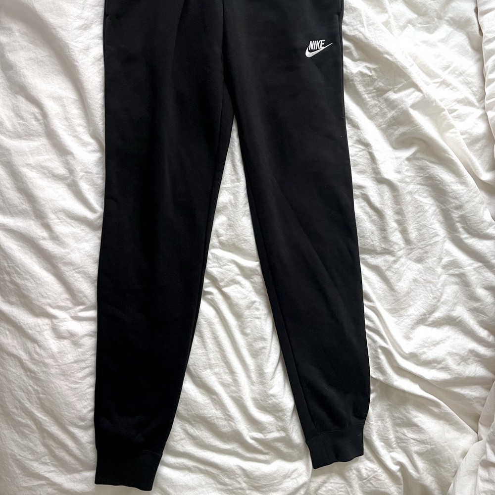 Nike joggers